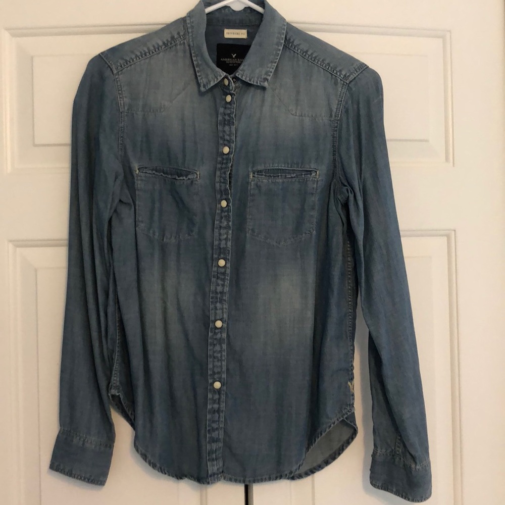 American Eagle Denim Button Up Top